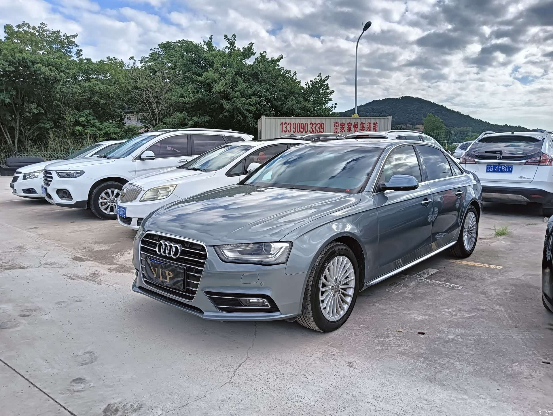 Audi A4L, 2015 1