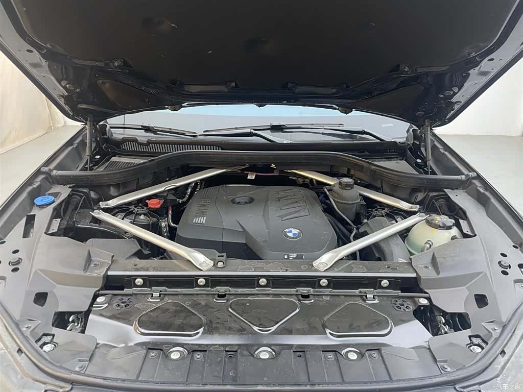 BMW X5, 2026 16