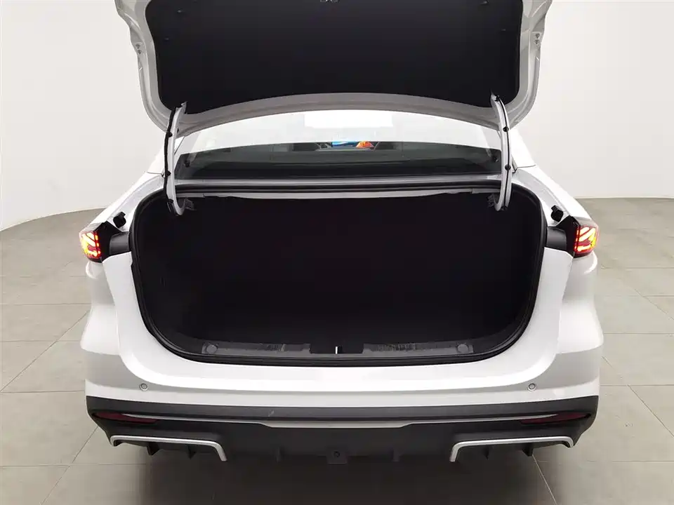 Geely Galaxy Galaxy L6