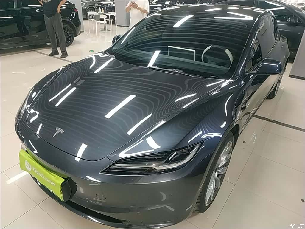 Tesla Model 3, 2024 2