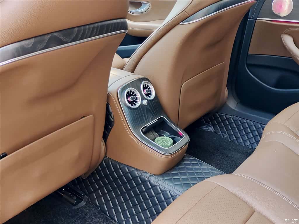 Mercedes-Benz E-Class, 2022 9