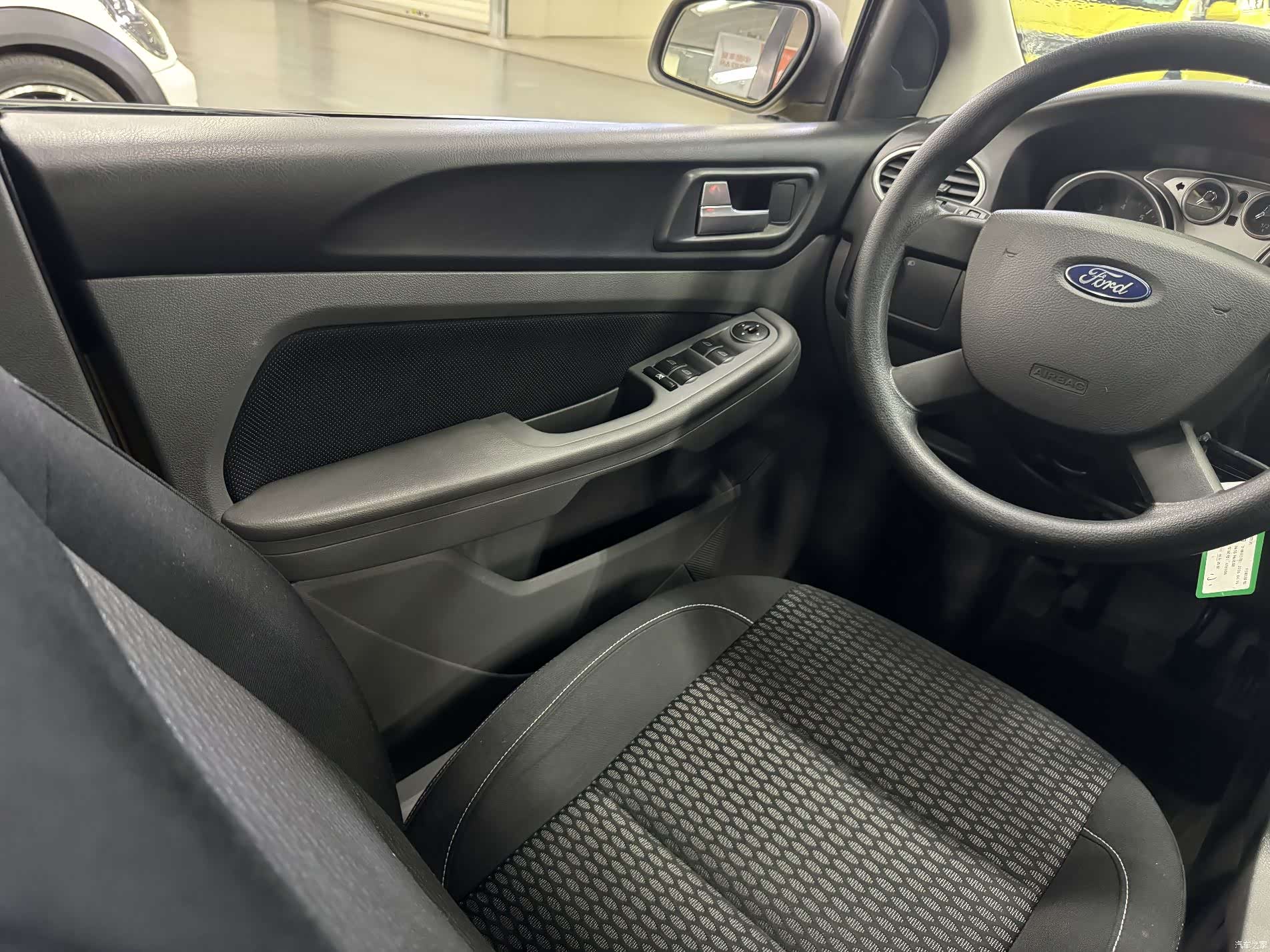 Ford Focus, 2013 13