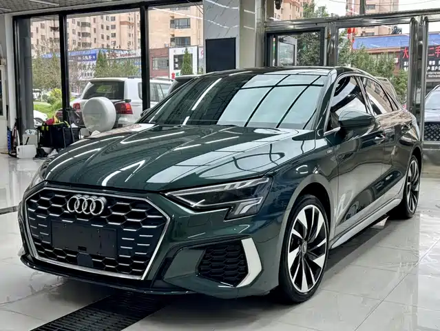 Audi A3 2023 — купить из Китая под заказ