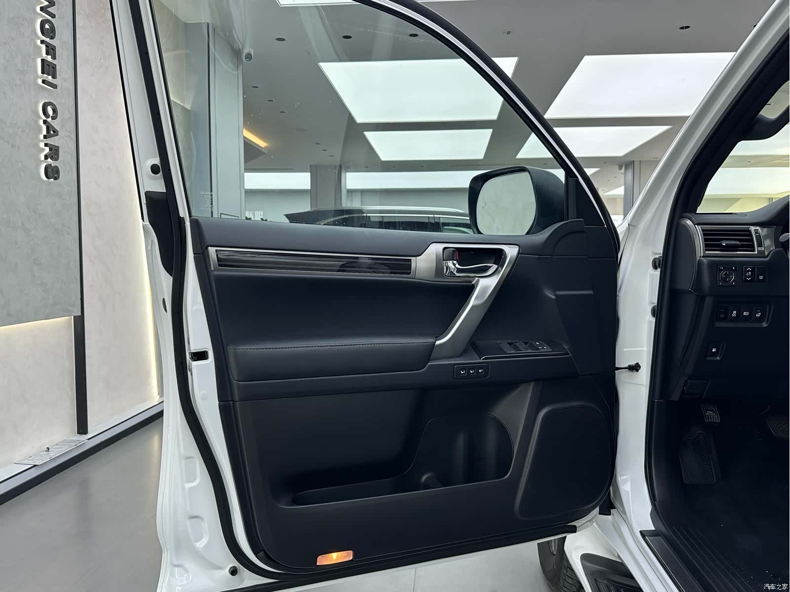 Lexus GX, 2022 17