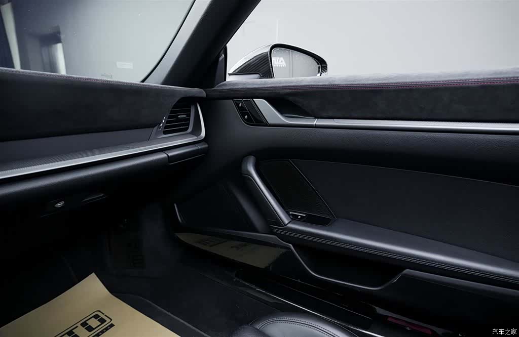 Porsche 911, 2021 23
