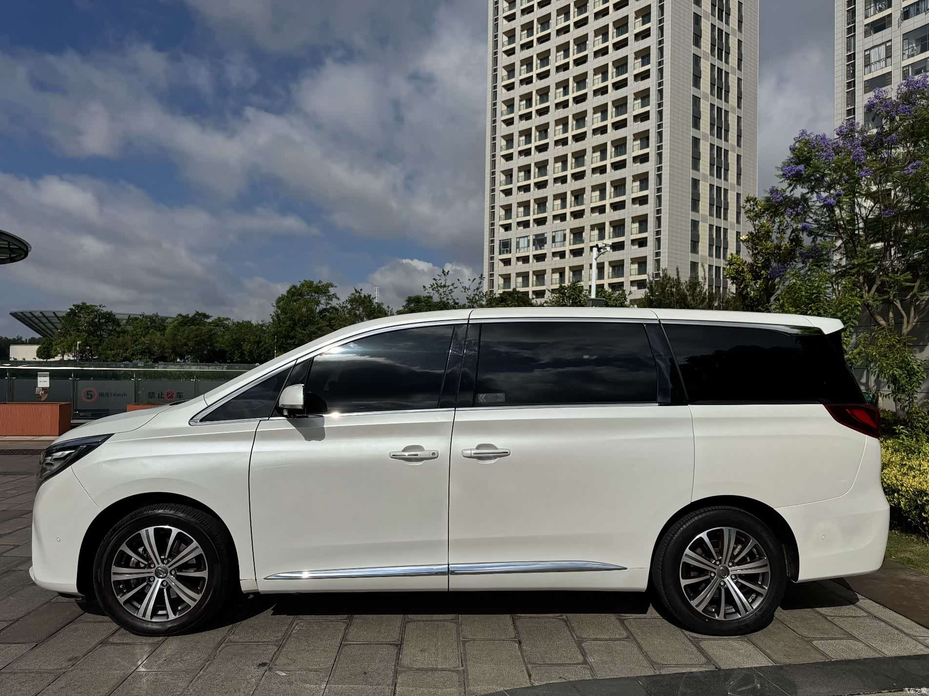 Trumpchi M8, 2018 7
