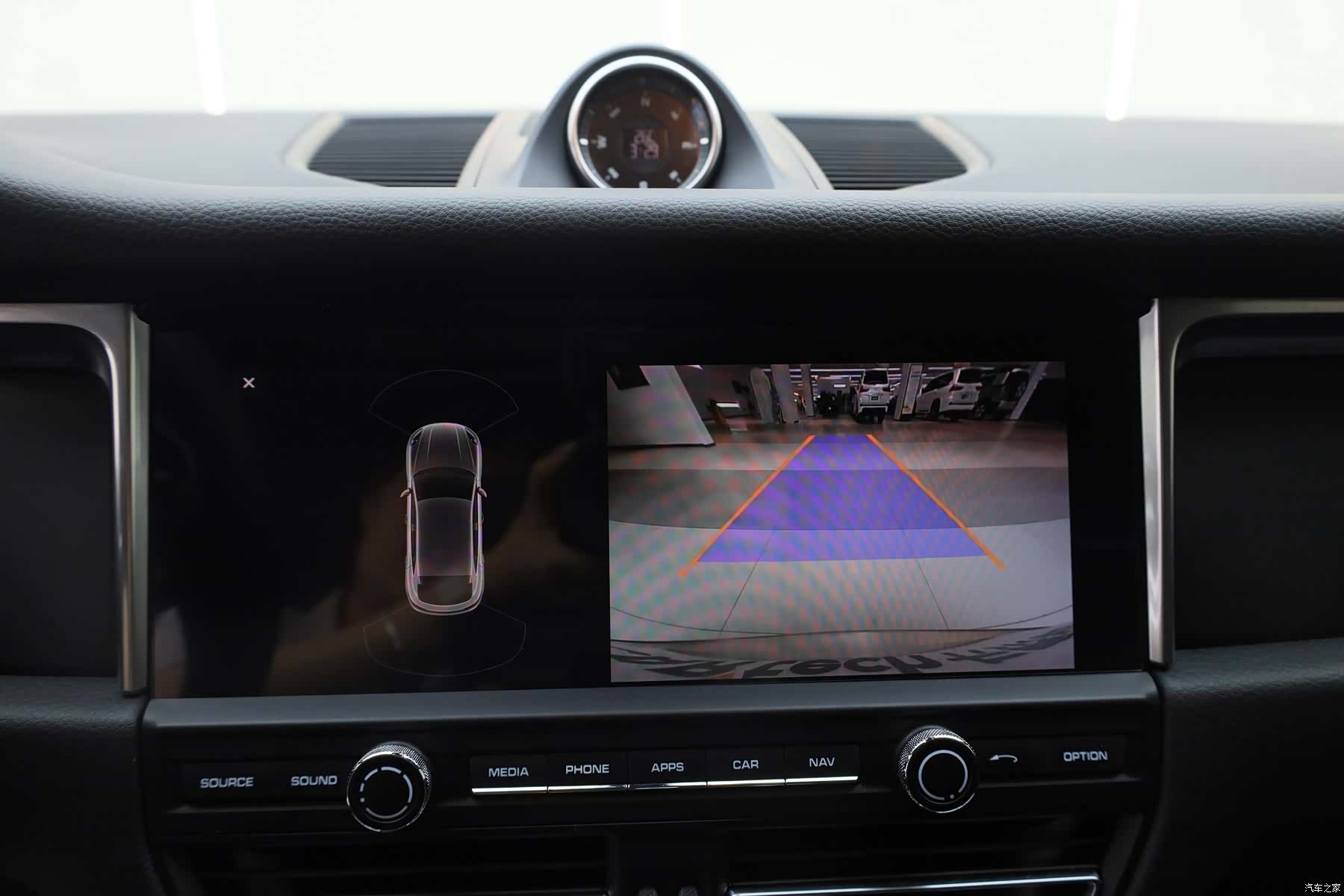 Porsche Macan, 2020 11