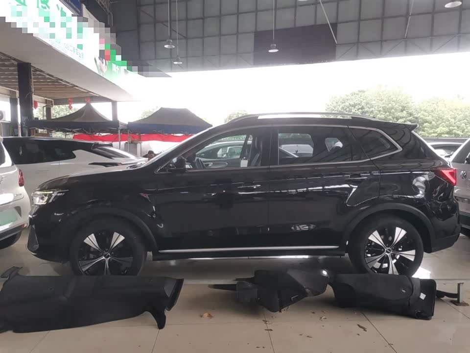 Roewe RX5