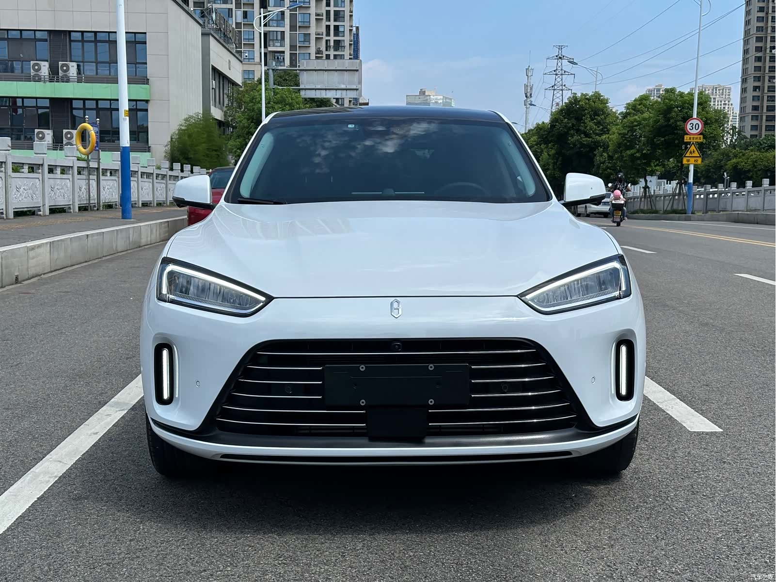 AITO M5, 2022 2