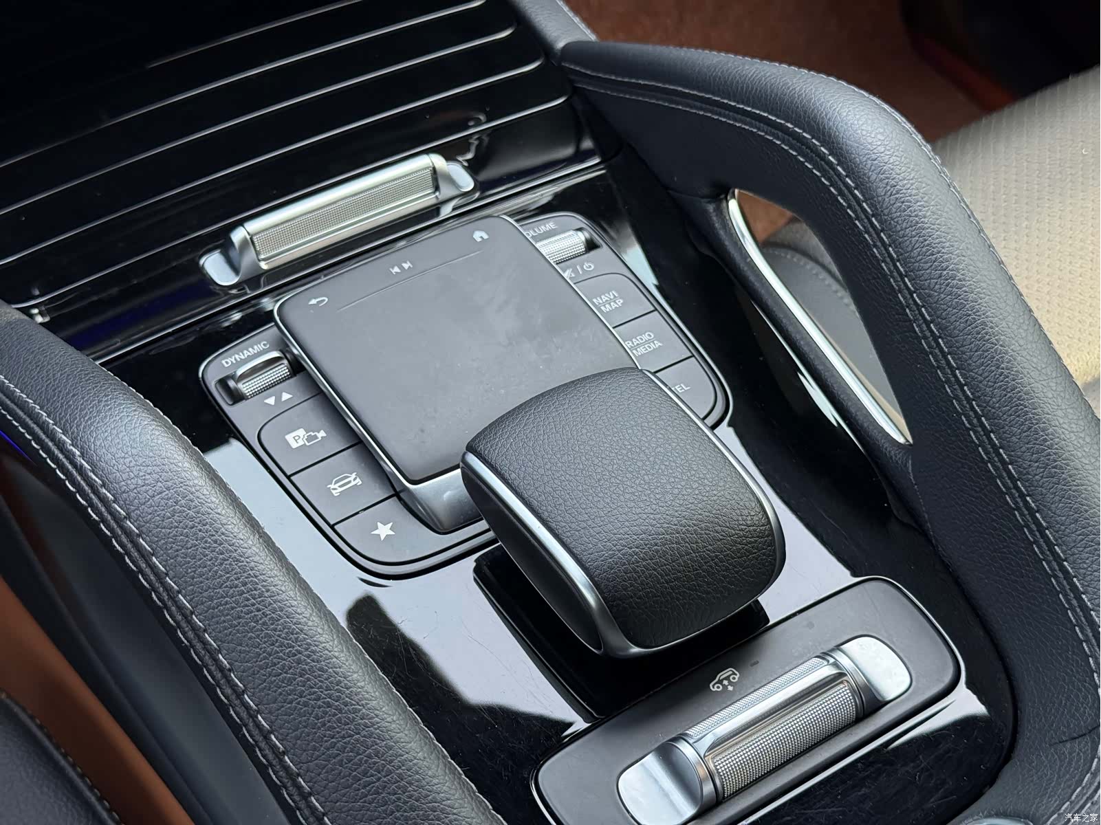 Mercedes-Benz GLE, 2021 8