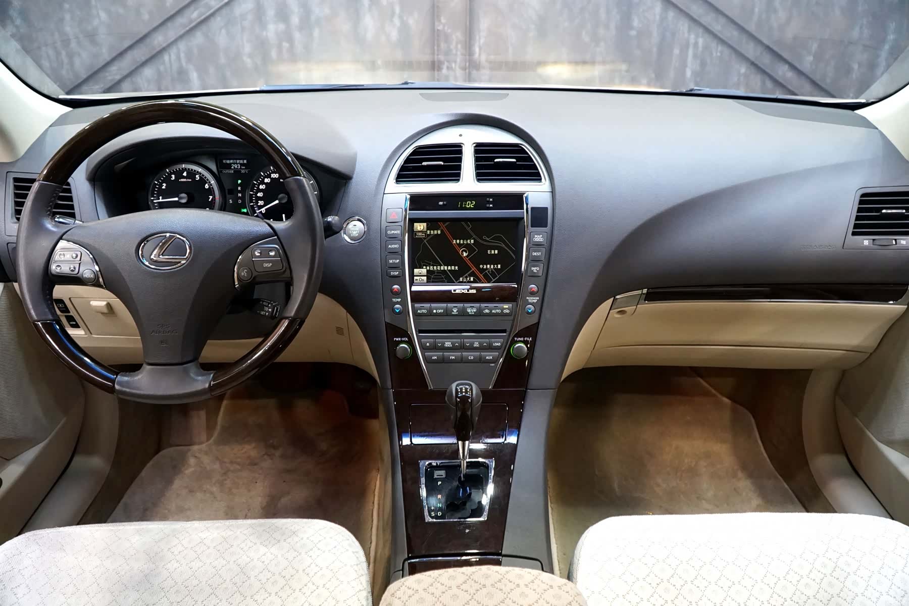 Lexus ES, 2012 12