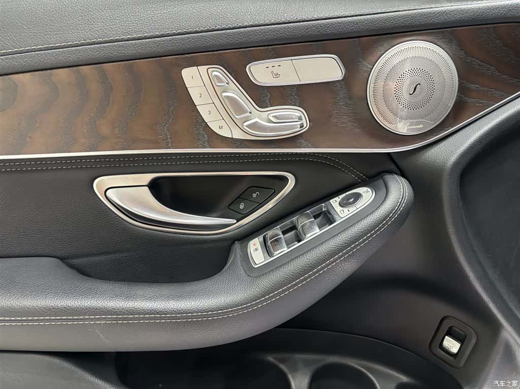 Mercedes-Benz GLC, 2018 12