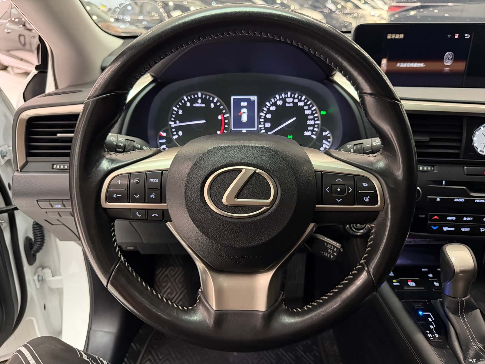 Lexus RX, 2018 все фото