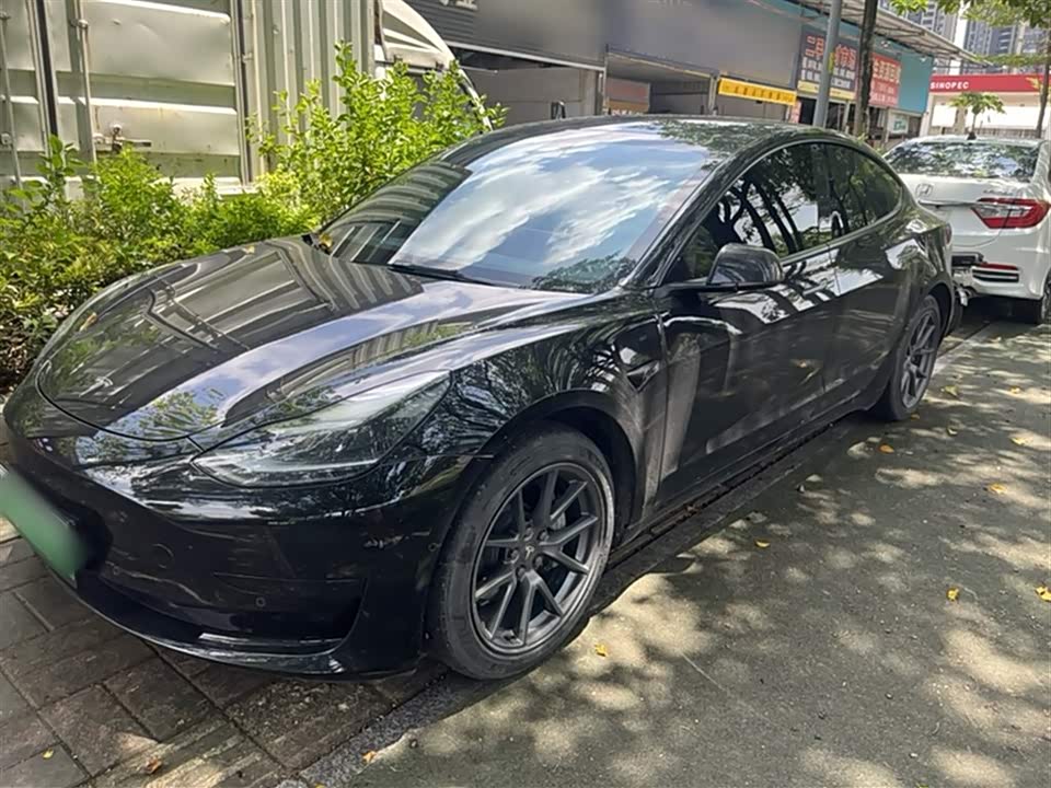 Tesla Model 3 Tesla Model 3