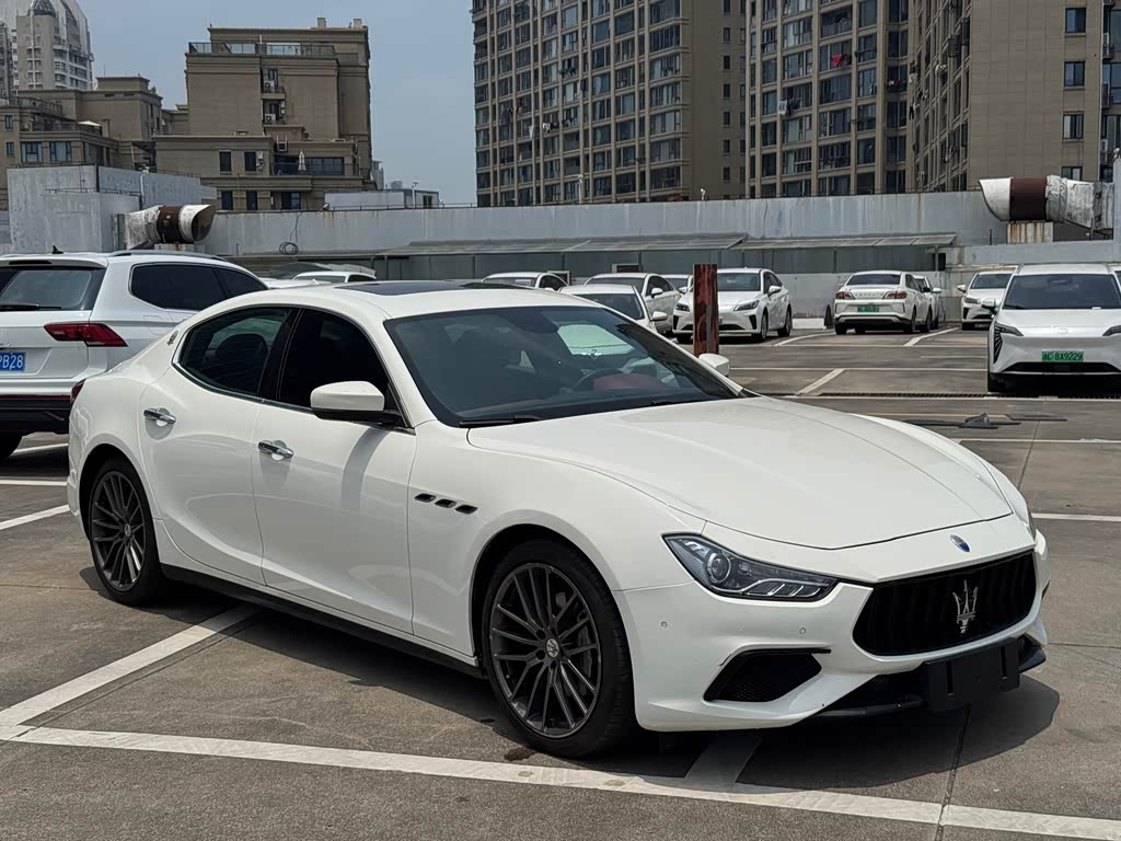 Maserati Ghibli