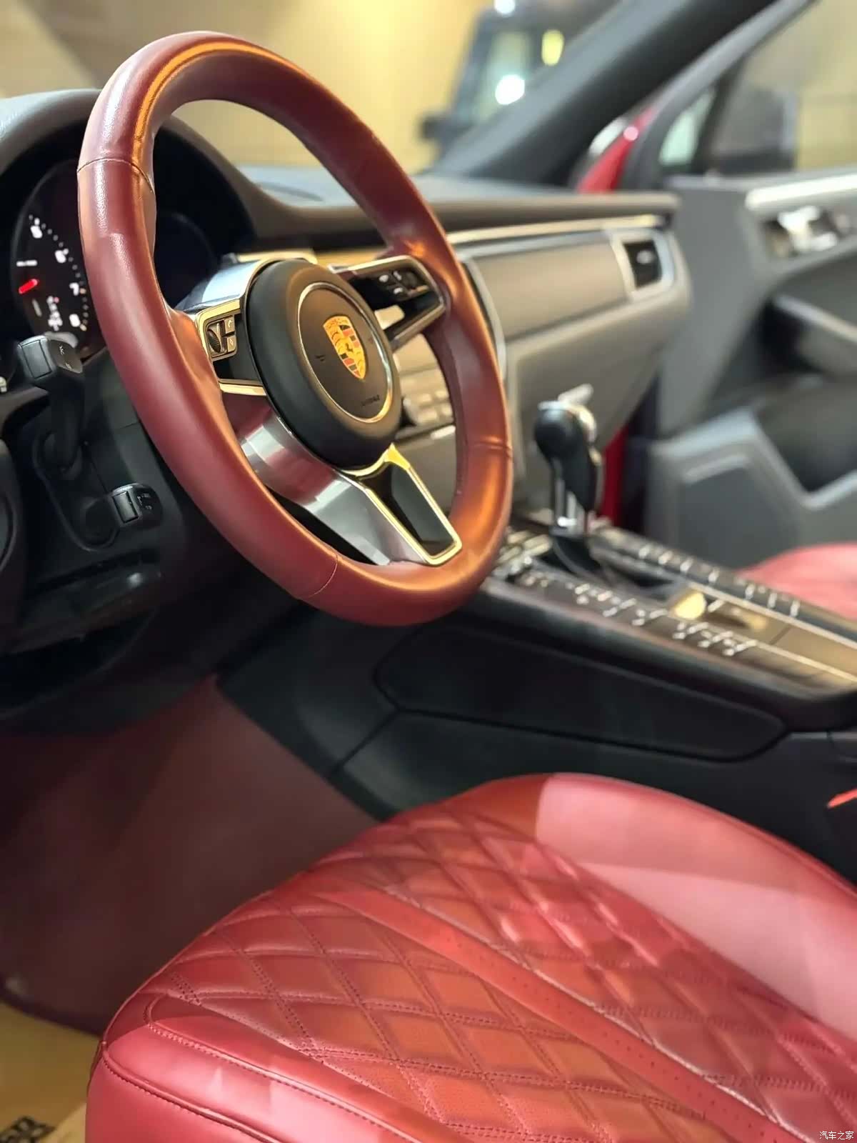 Porsche Macan, 2017 все фото