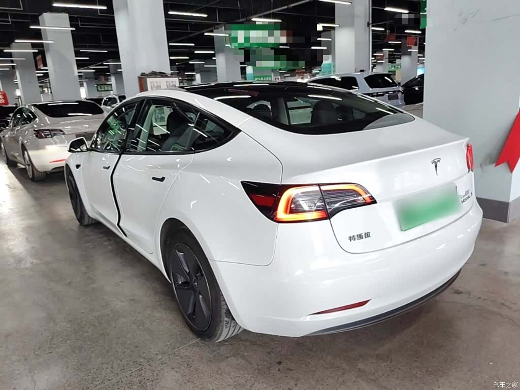 Tesla Model 3, 2023 все фото