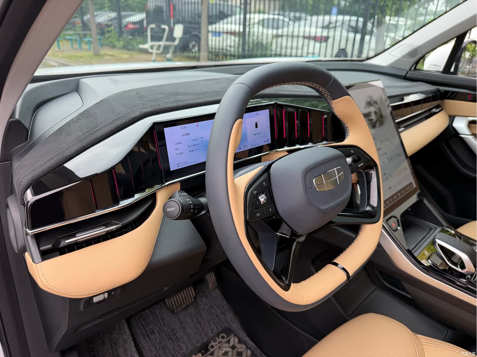 Geely Boyue, 2024 12