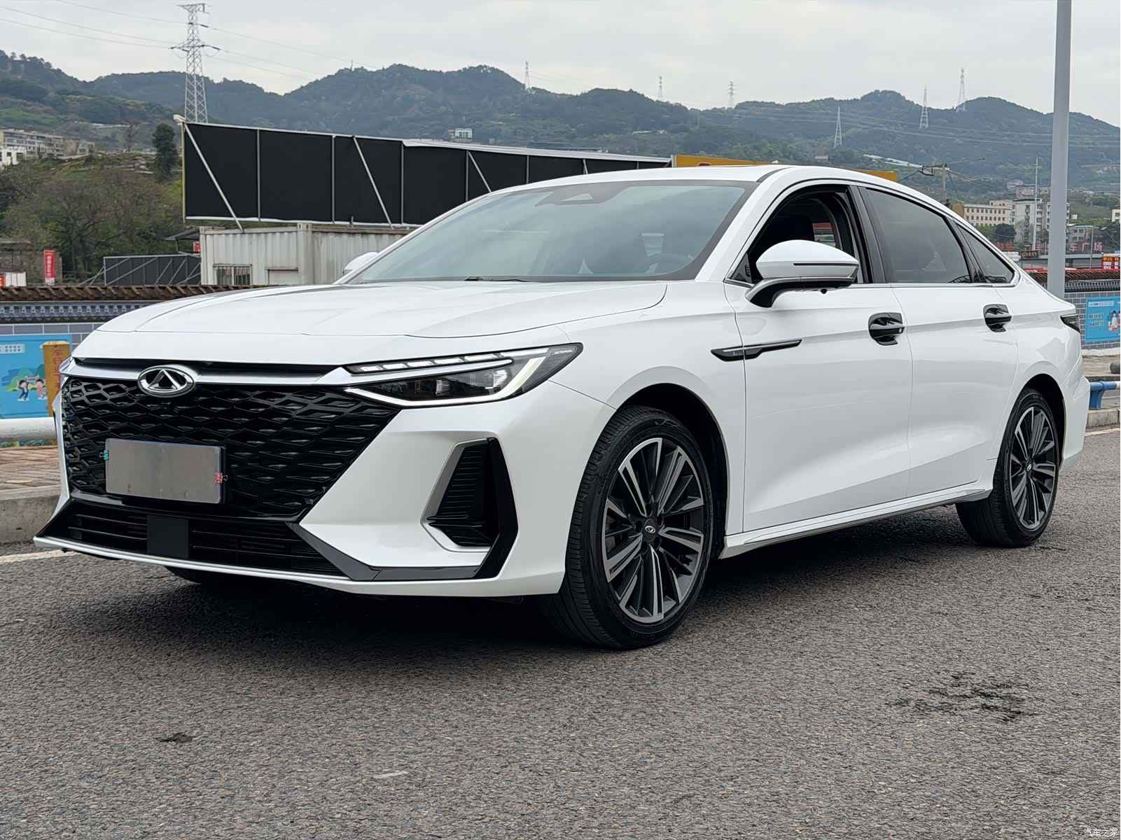 Chery Arrizo 8, 2023 1