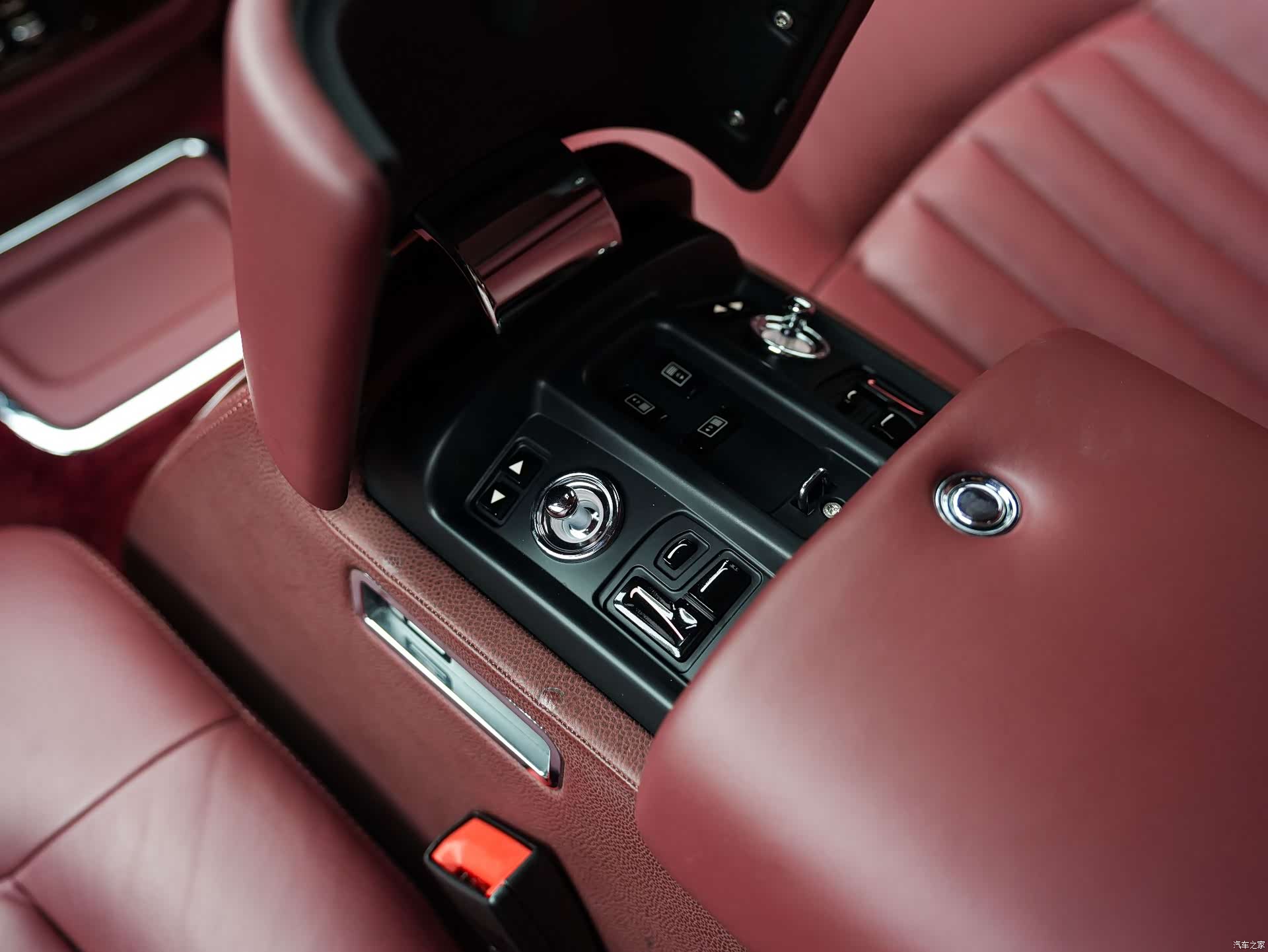 Rolls-Royce Phantom, 2011 14