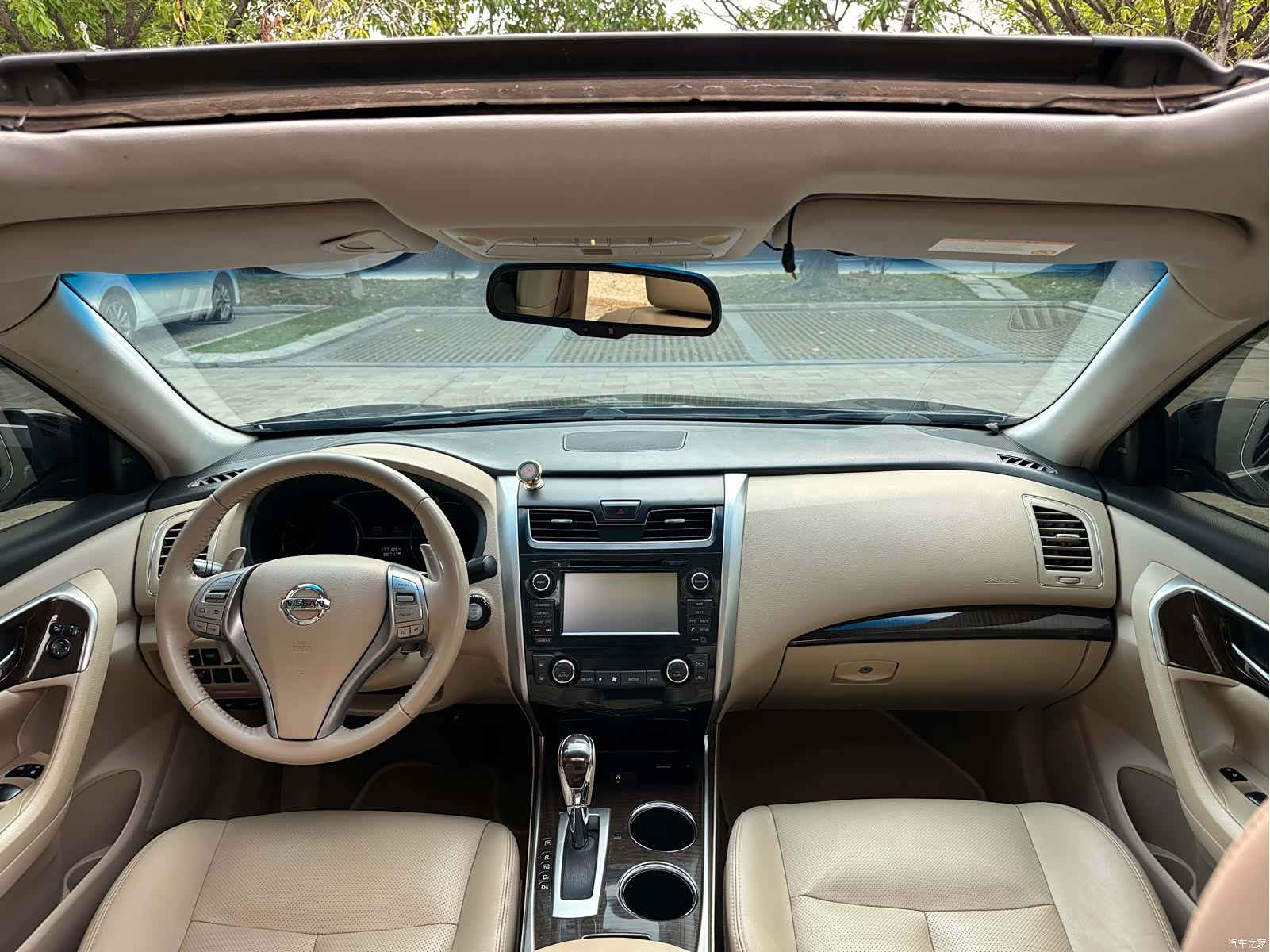 Nissan Teana, 2015 все фото