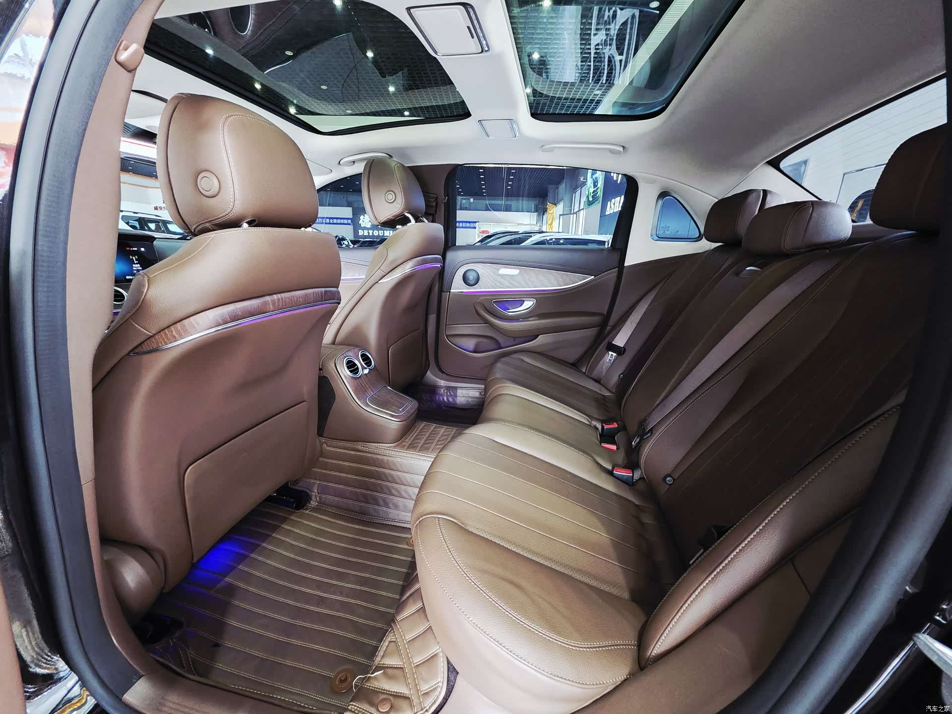 Mercedes-Benz E-Class, 2021 11