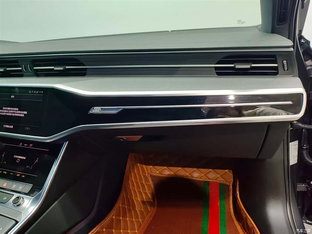 Audi A6L, 2021 14
