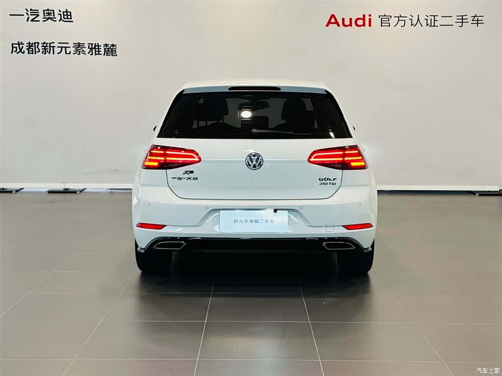 Volkswagen Golf, 2018 все фото