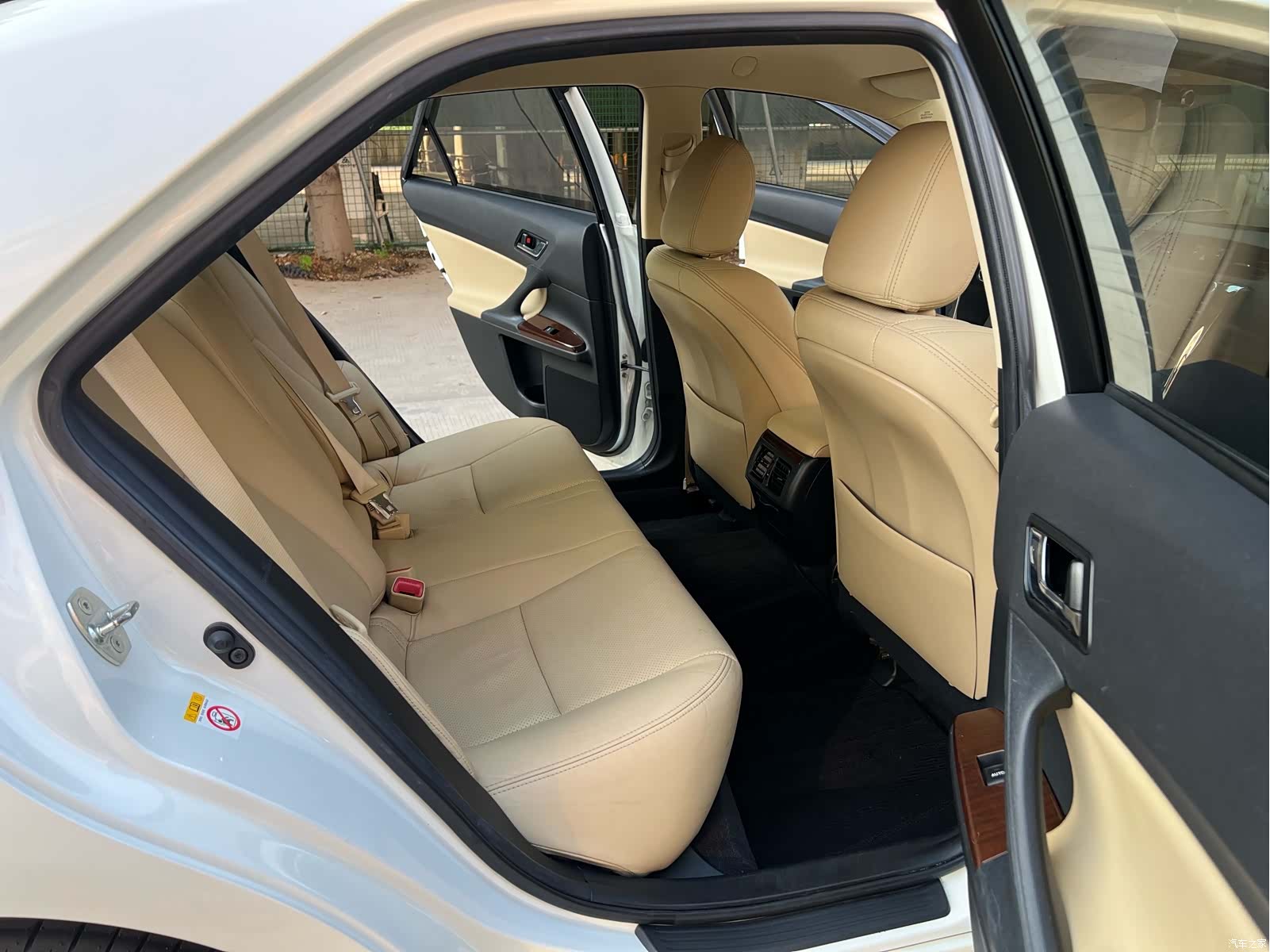 Toyota 2.5S, 2016 8