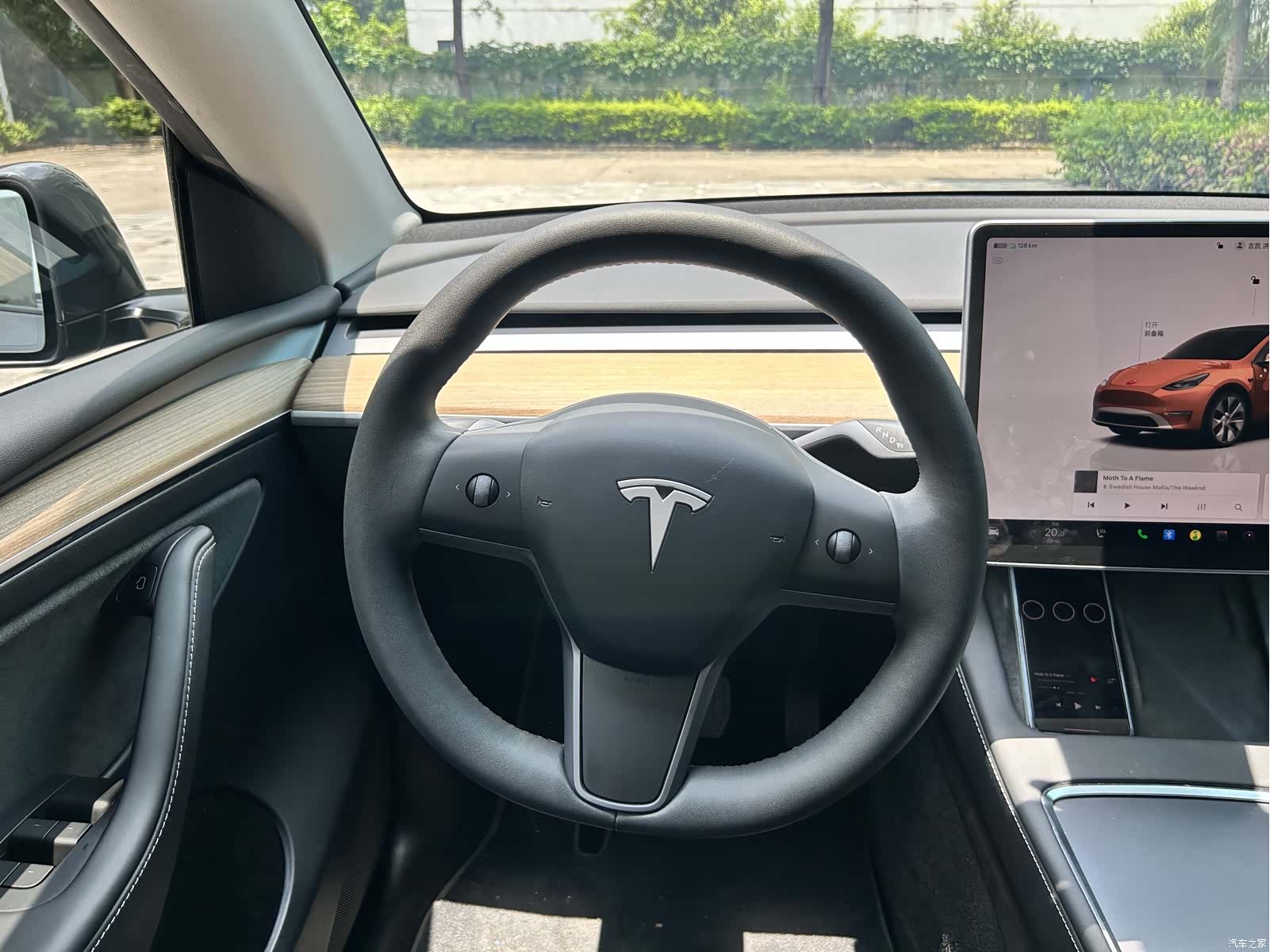 Tesla Model Y, 2022 10