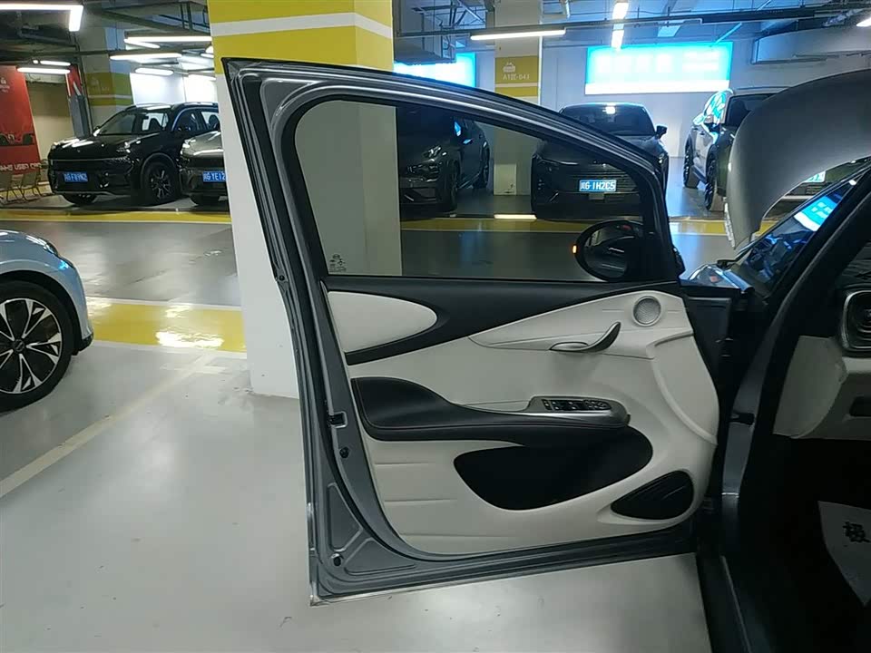 BYD dolphin BYD dolphin