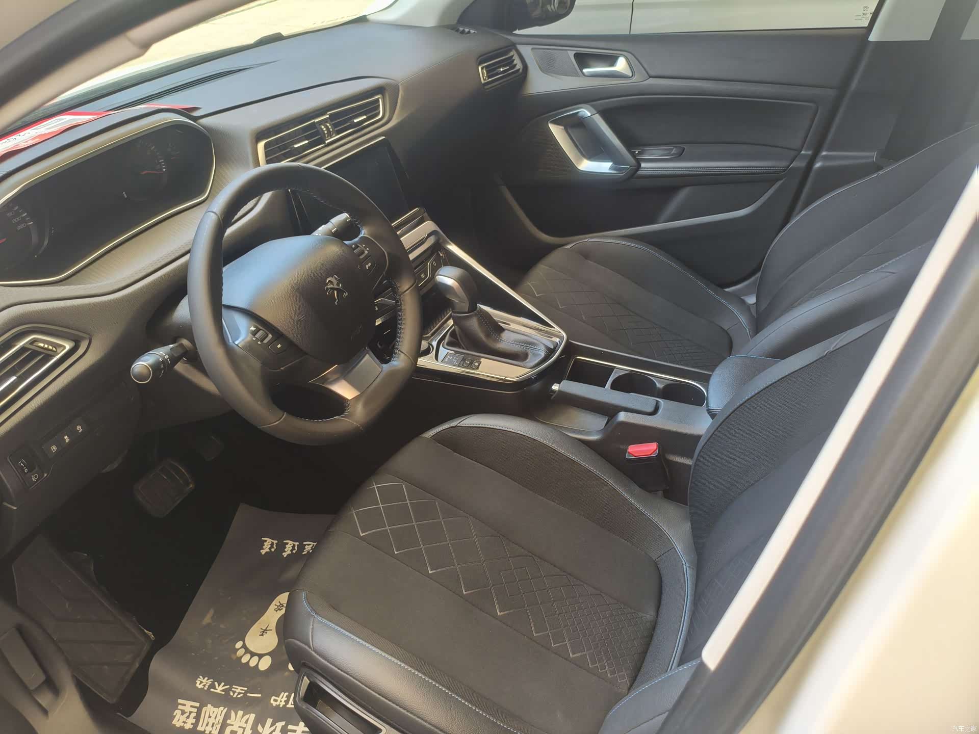Peugeot 308, 2017 6