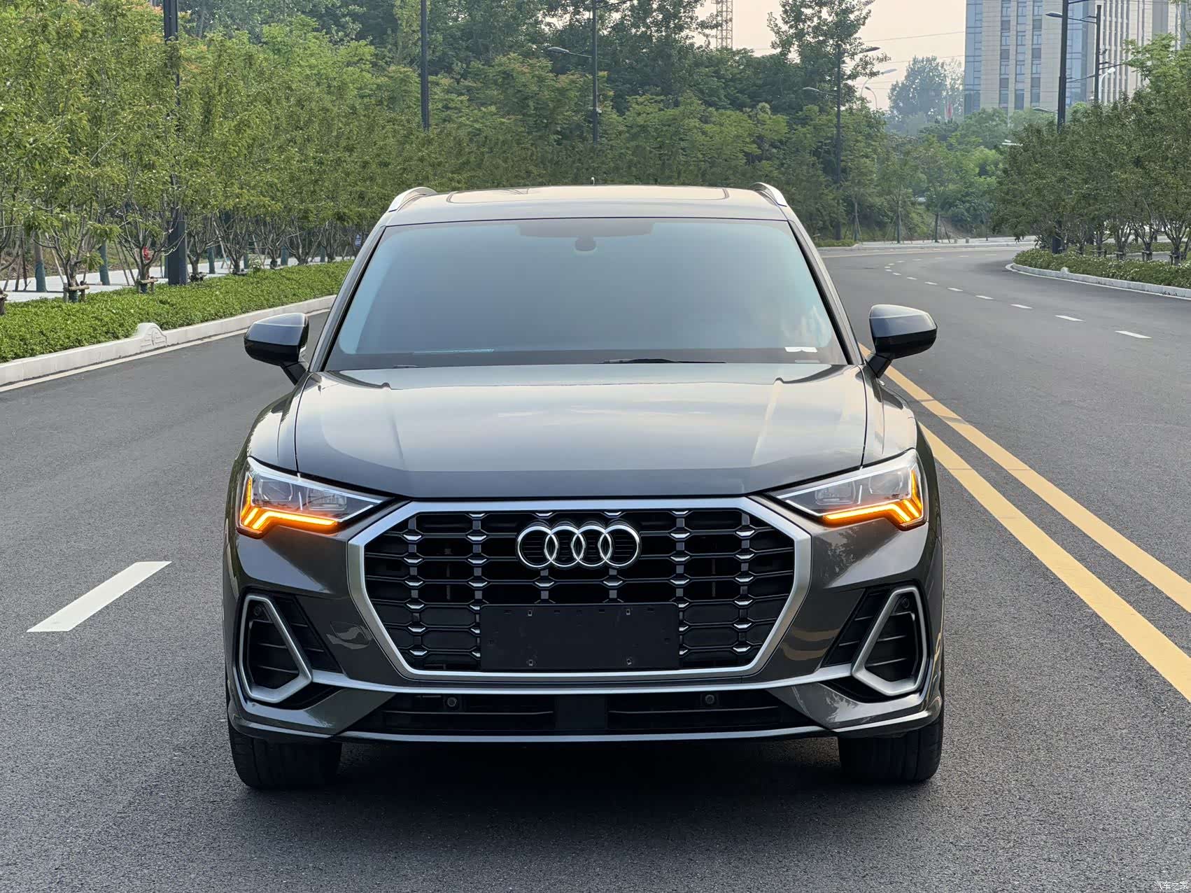Audi Q3, 2022 2