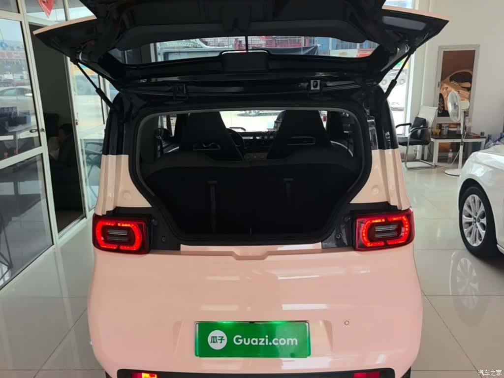 Wuling MINIEV, 2022 19