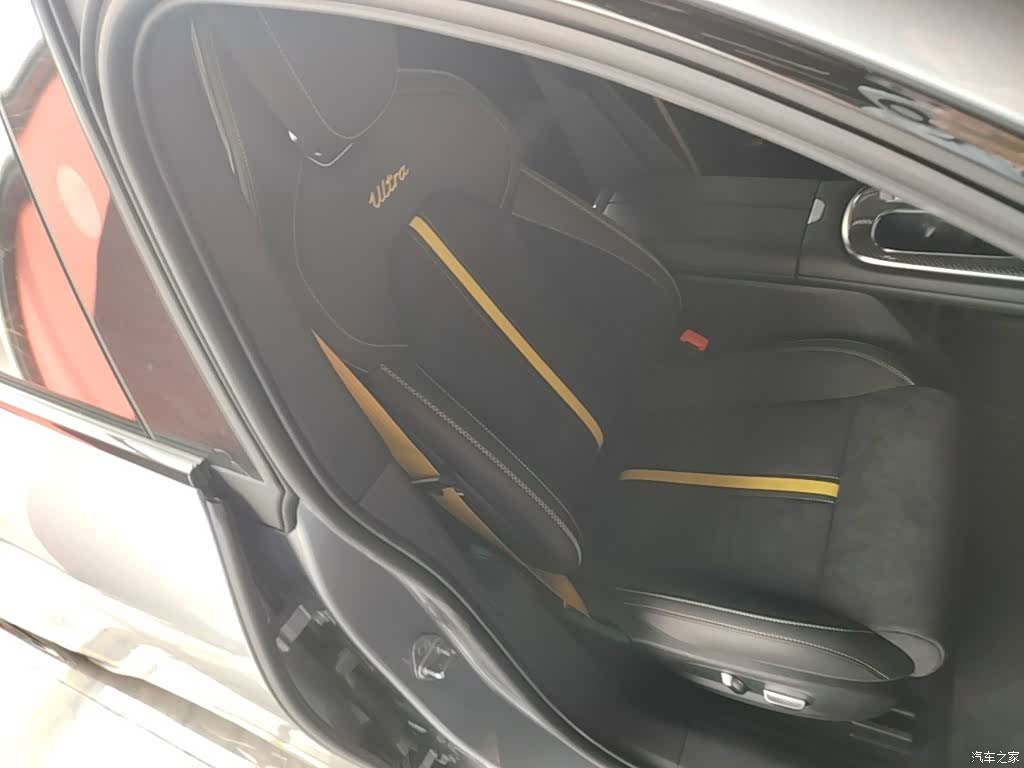 Xiaomi SU7, 2025 20
