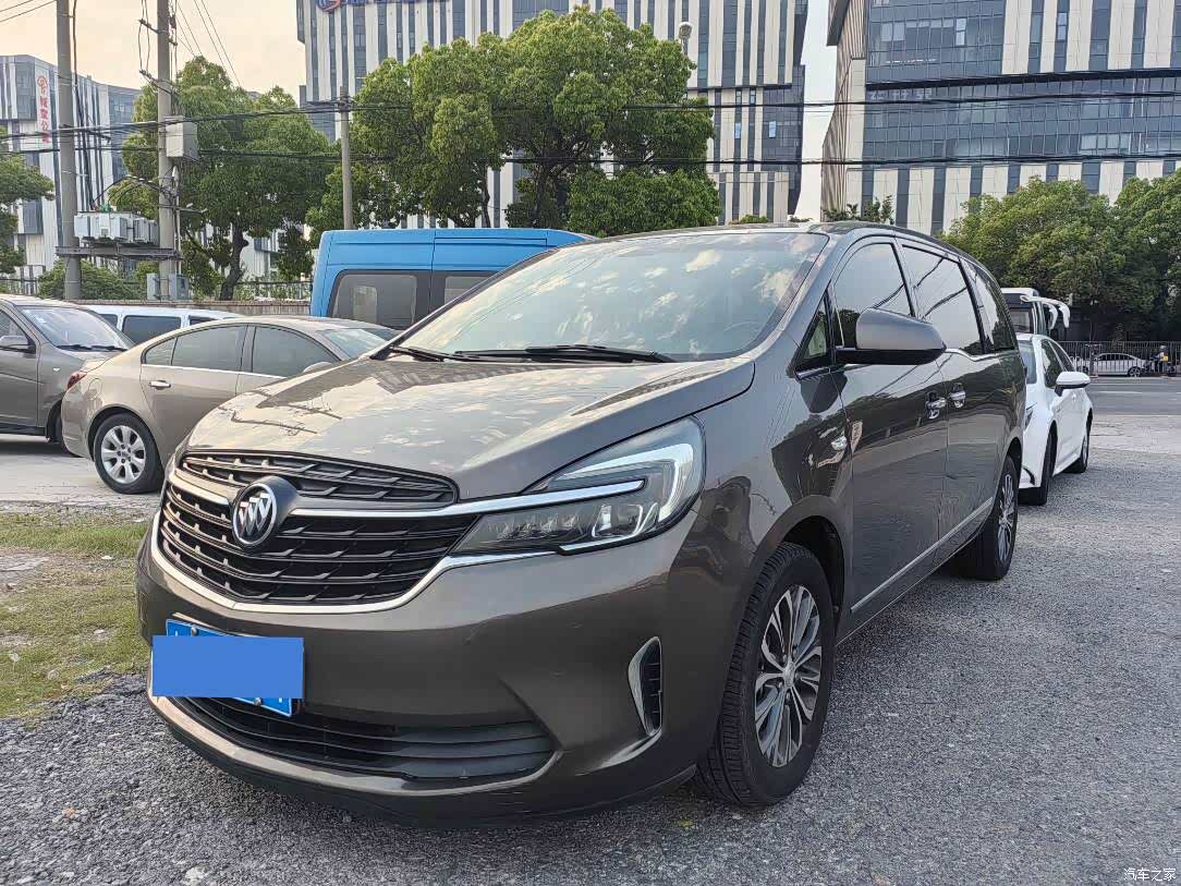 Buick GL8, 2021 1