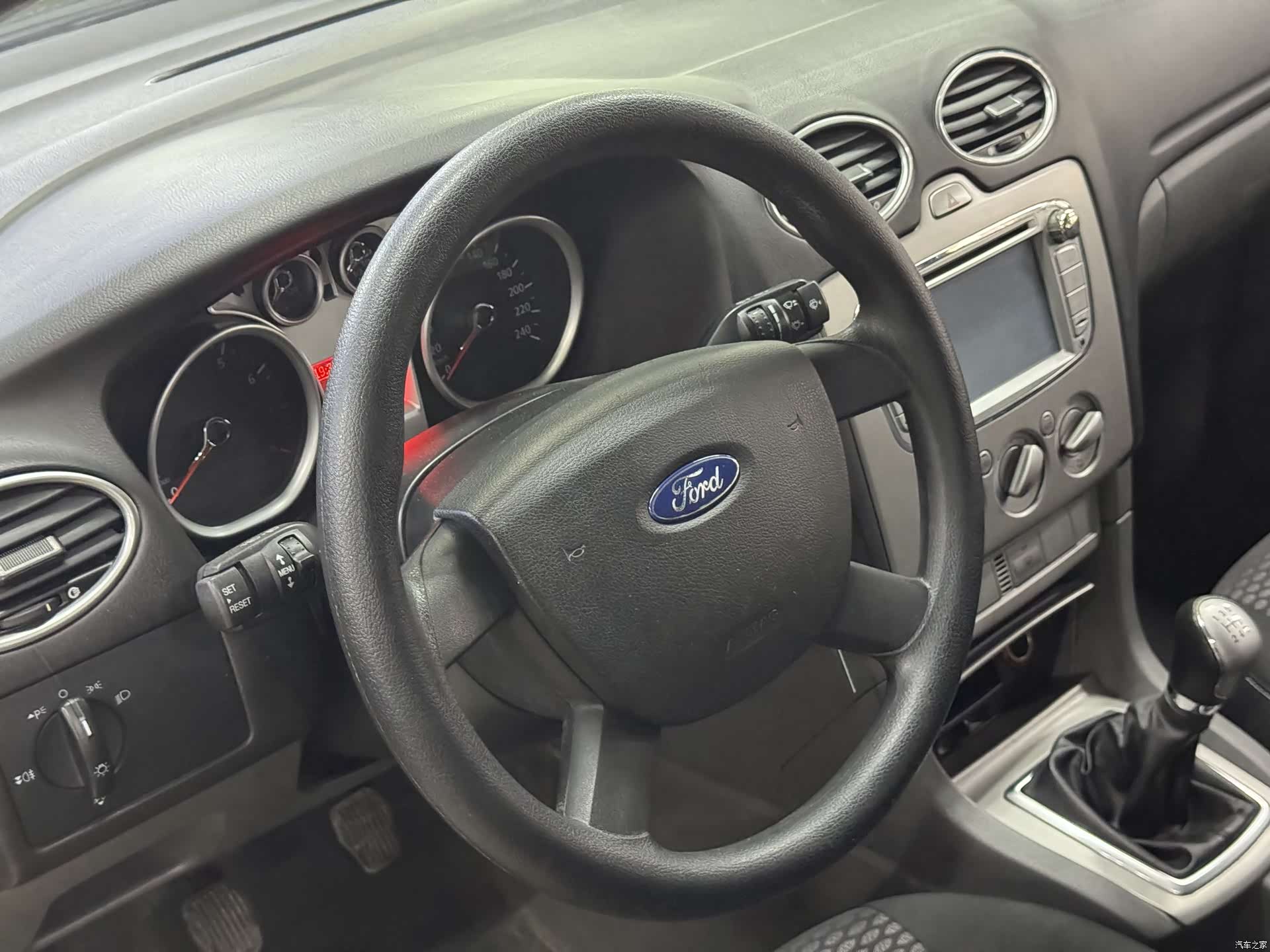 Ford Focus, 2013 9