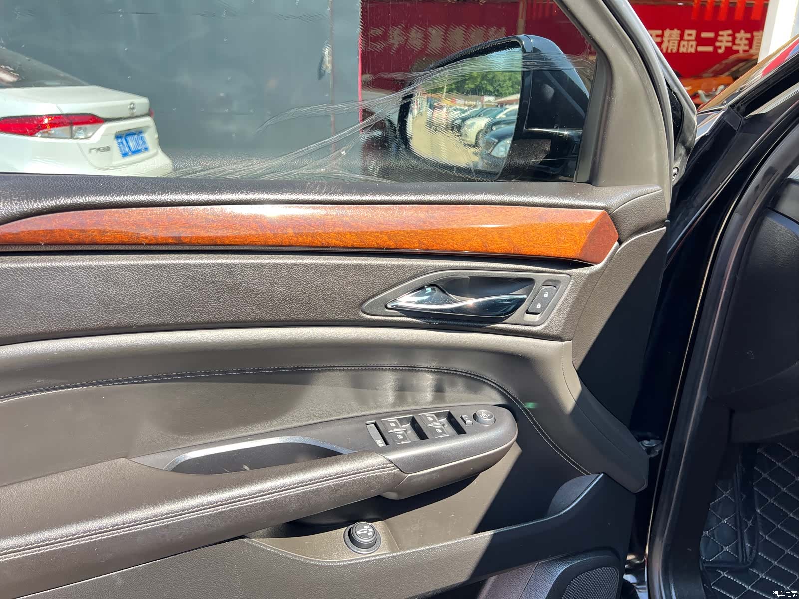 Cadillac SRX, 2014 7