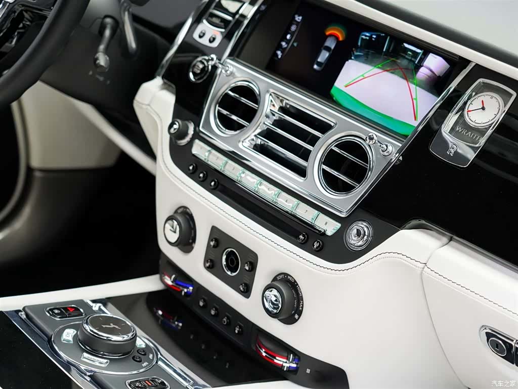 Rolls-Royce Wraith, 2024 16