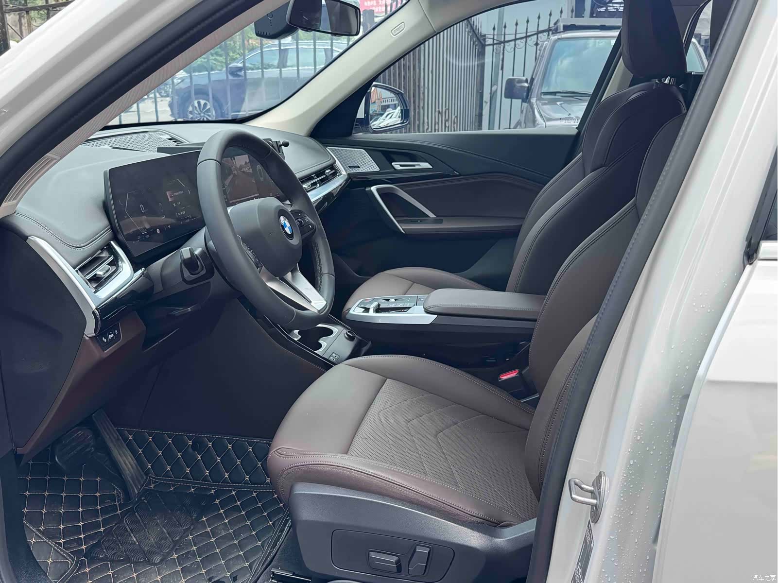 BMW X1, 2025 10