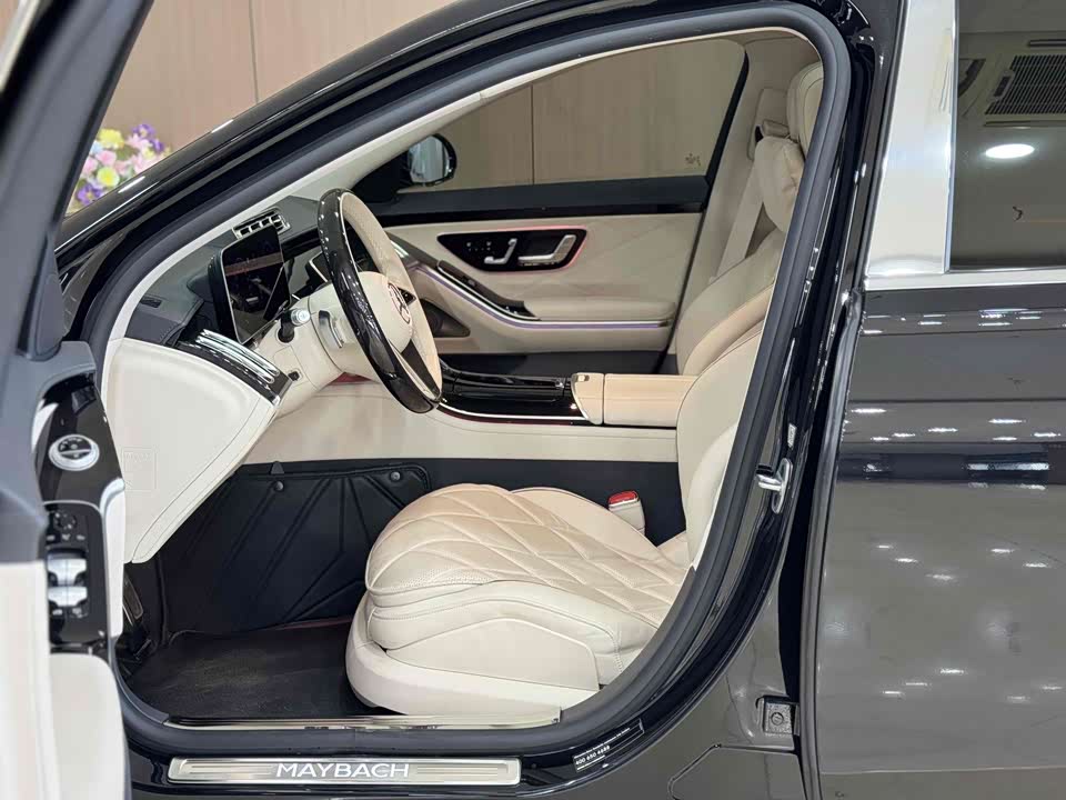 Mercedes-Benz Maybach S-class