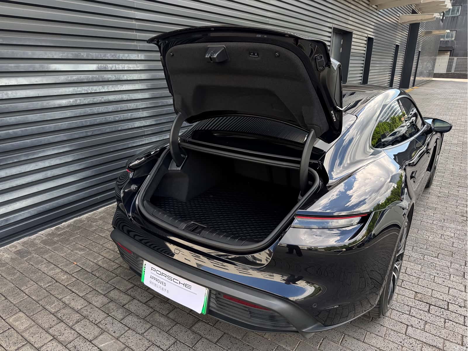 Porsche Taycan, 2022 11