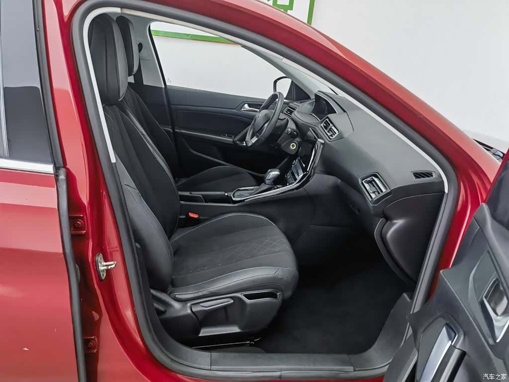 Peugeot 308, 2017 23