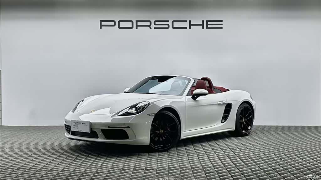 Porsche Boxster, 2024 1