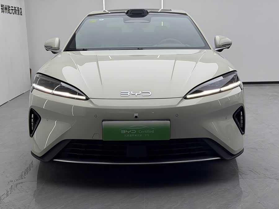 BYD Seal 07 DM-i 2025, фото 2