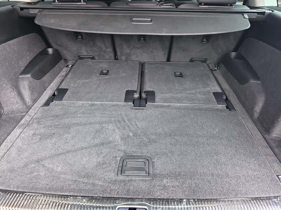 Audi Q7, 2025 23