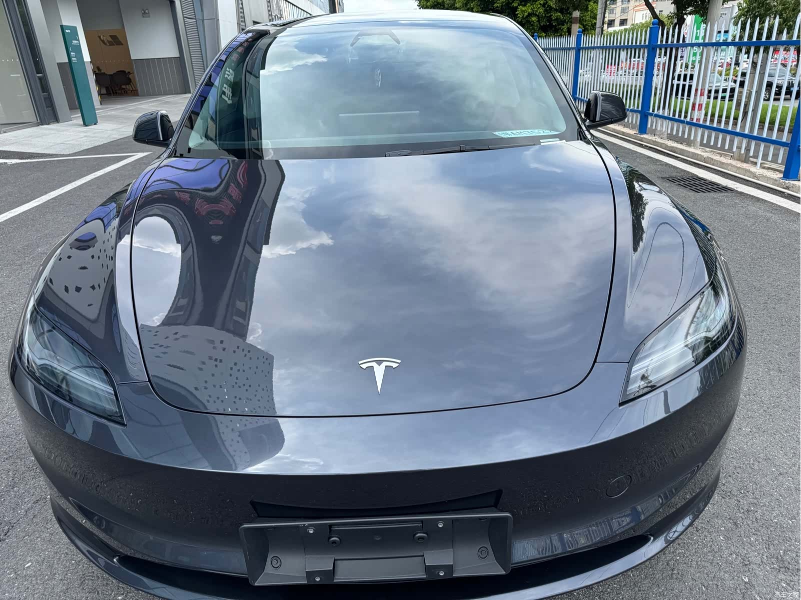 Tesla Model 3, 2024 11