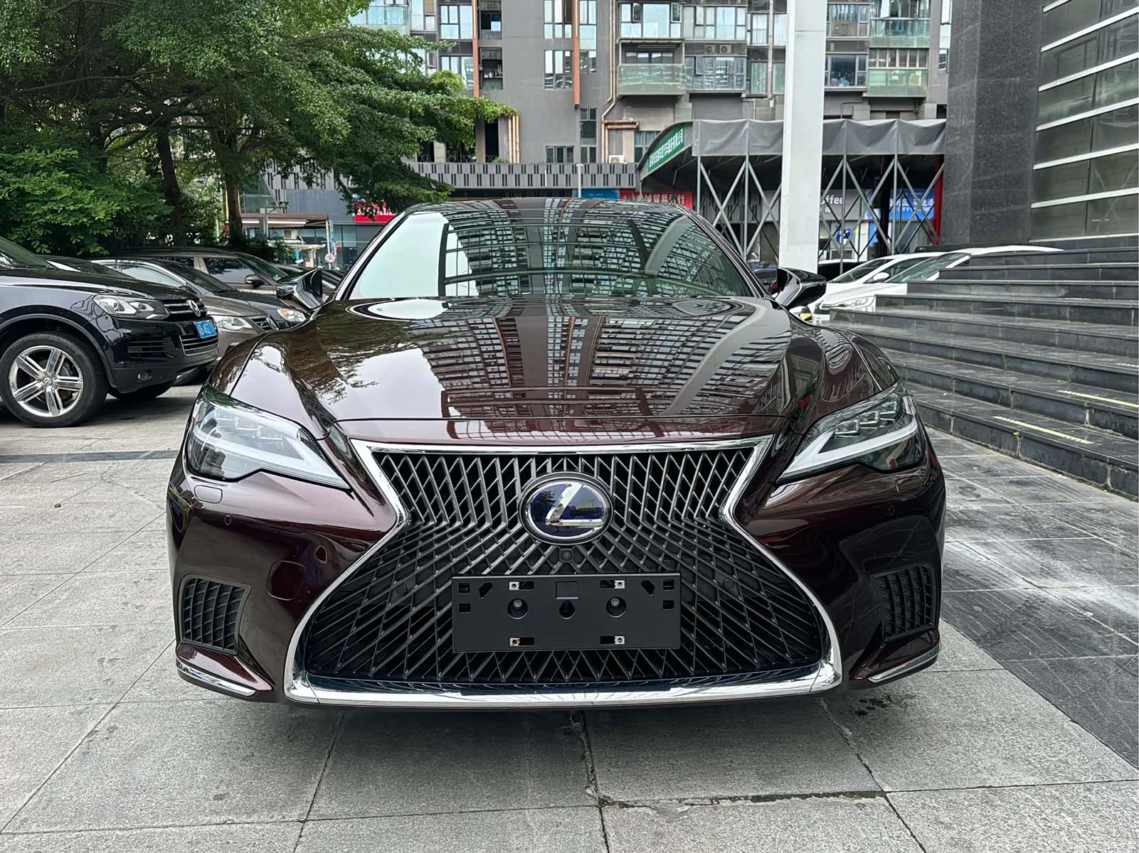 Lexus LS, 2022 2