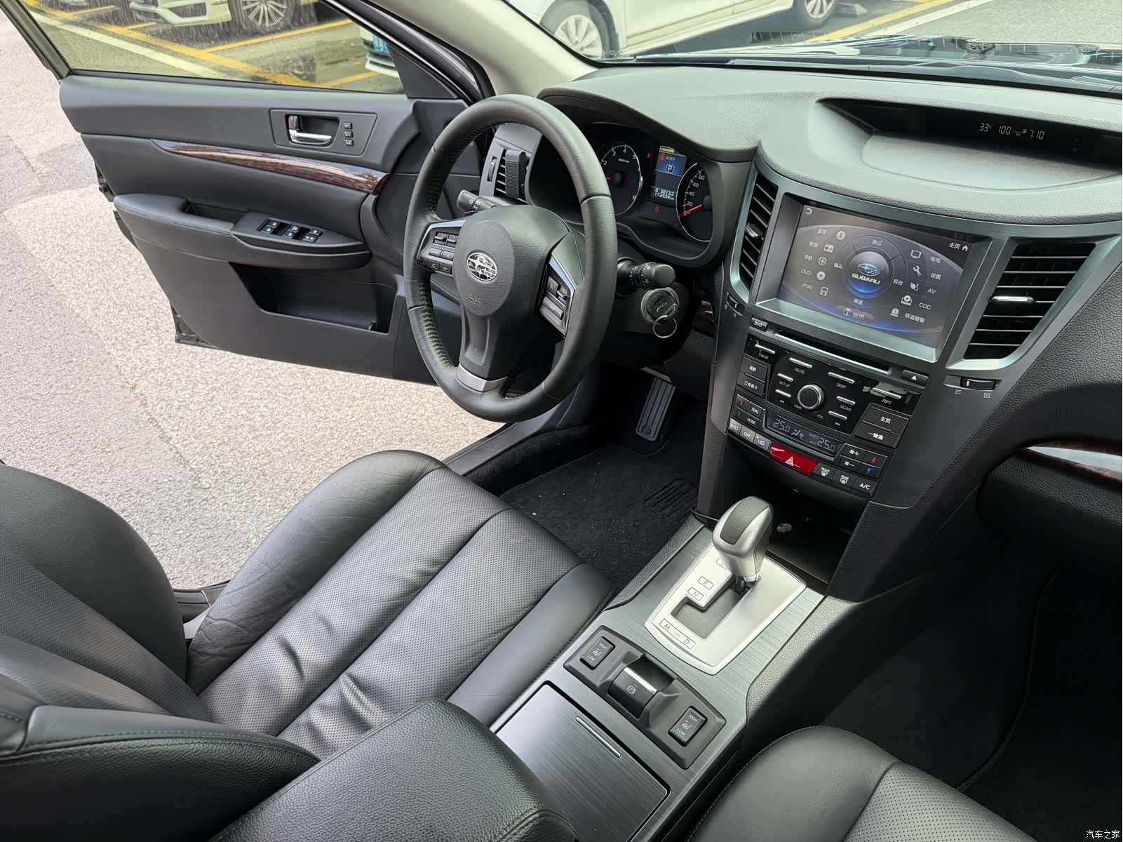 Subaru Outback, 2013 12