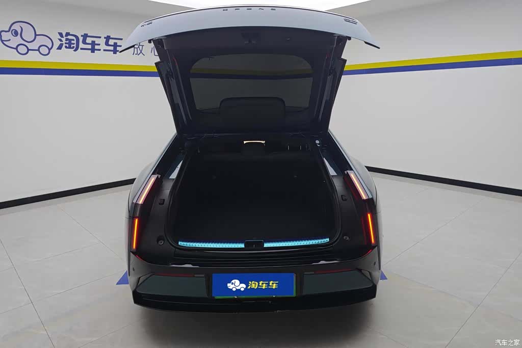 Xpeng P7, 2025 4